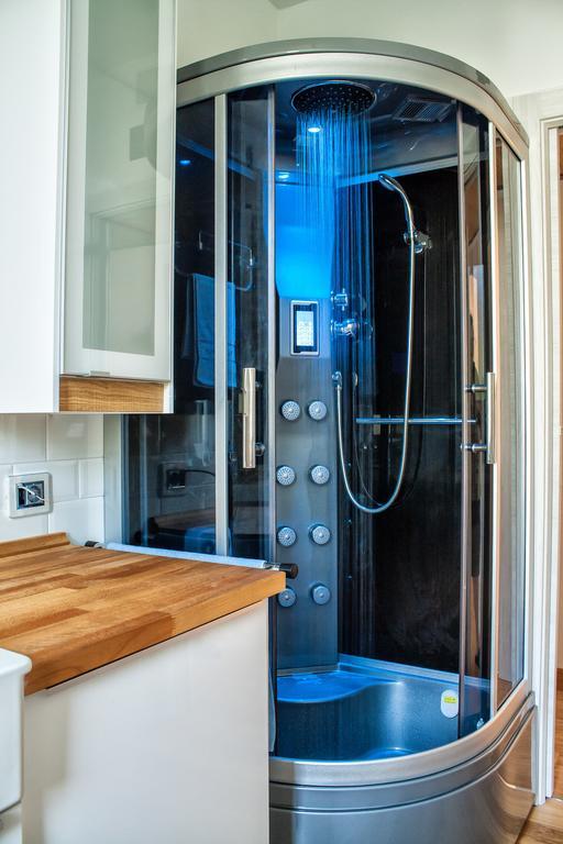 Wellness Suite Na' Canuna' Roddi Szoba fotó