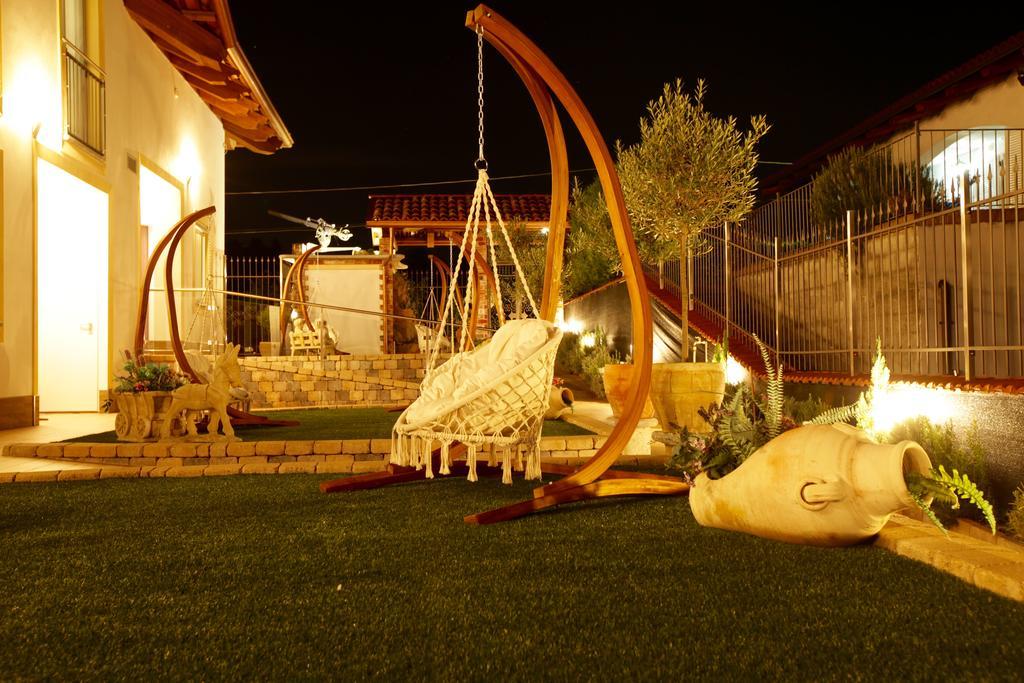 Wellness Suite Na' Canuna' Roddi Kültér fotó