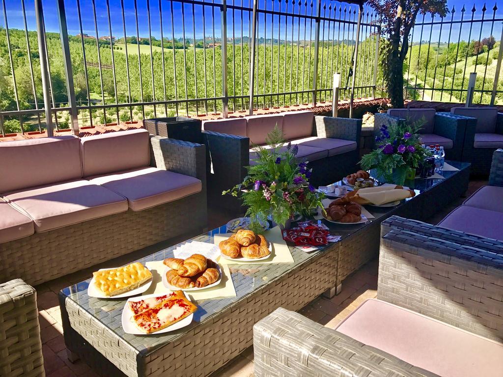 Wellness Suite Na' Canuna' Roddi Kültér fotó