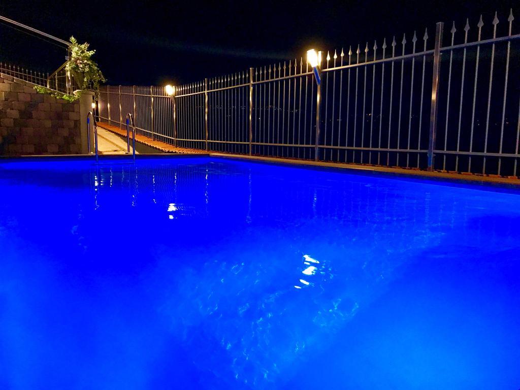 Wellness Suite Na' Canuna' Roddi Kültér fotó