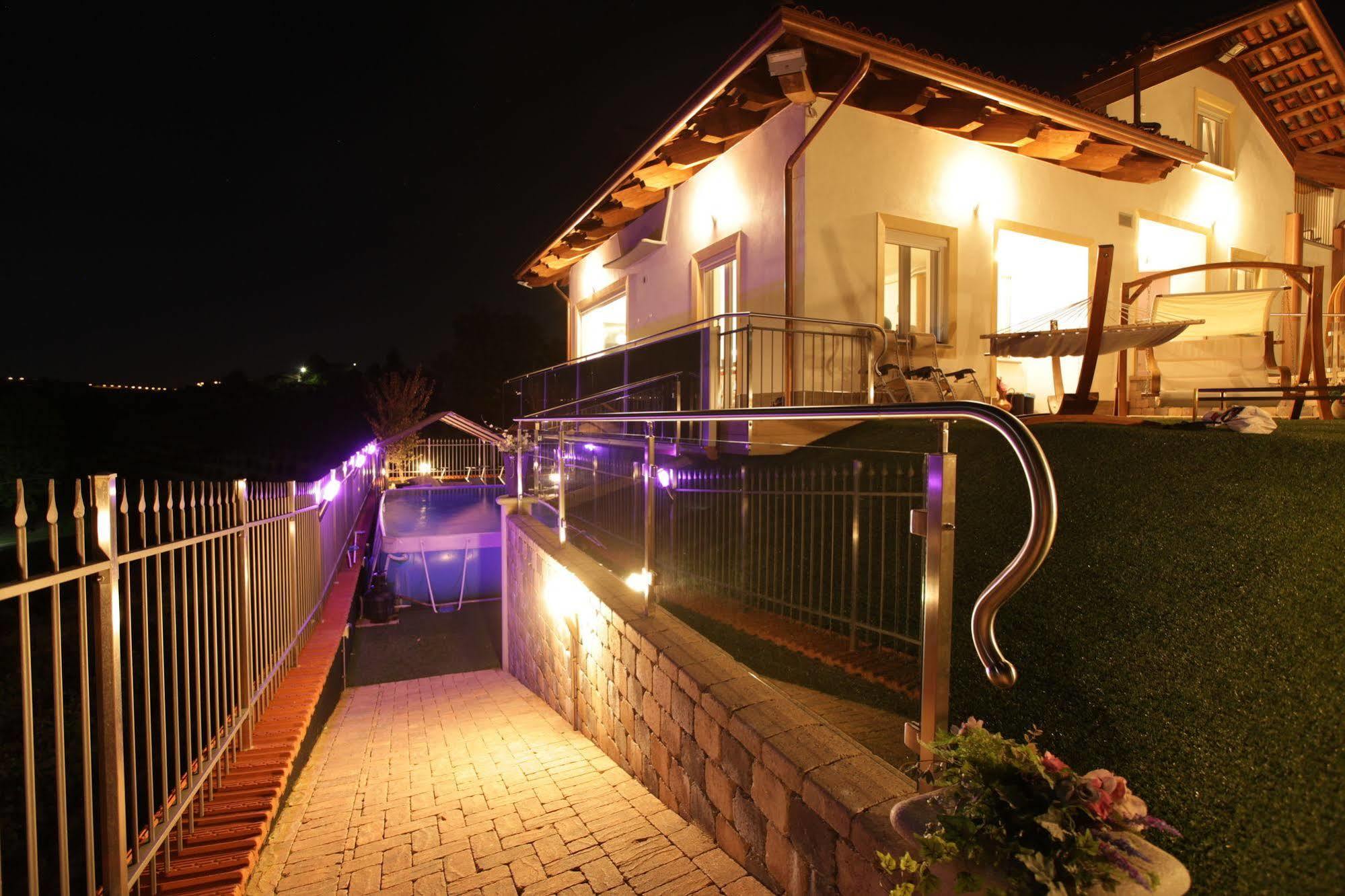 Wellness Suite Na' Canuna' Roddi Kültér fotó