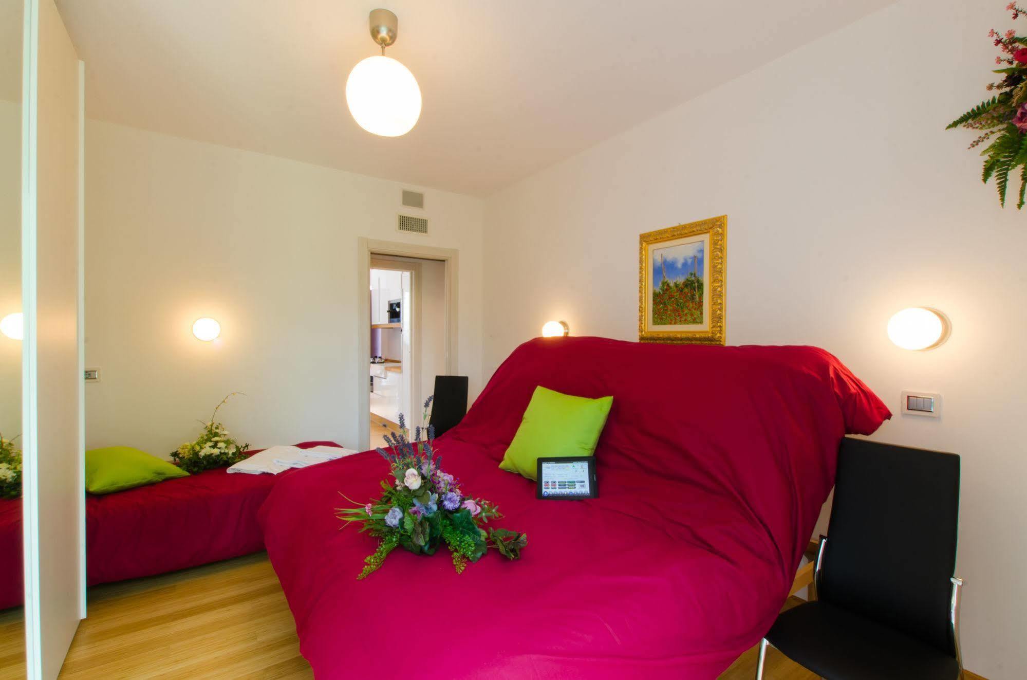 Wellness Suite Na' Canuna' Roddi Kültér fotó